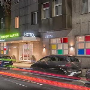 4* Отель Wyndham Garden Centre Koenigsallee